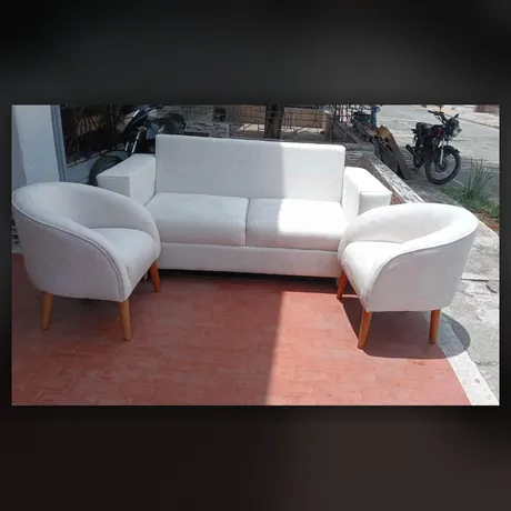 Sala blanca con poltronas curvas — HOME ELITE, Palmira