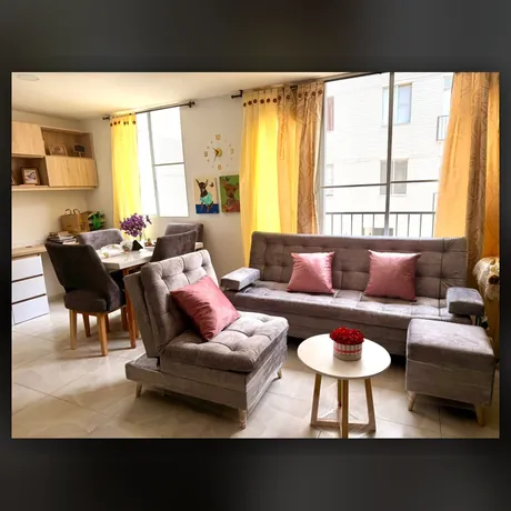 Sala gris con chaise y puffs — HOME ELITE, Palmira