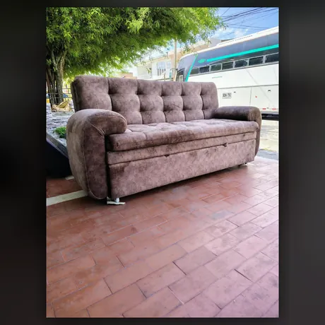 Sofá cama capitonado en tela malva — HOME ELITE, Palmira